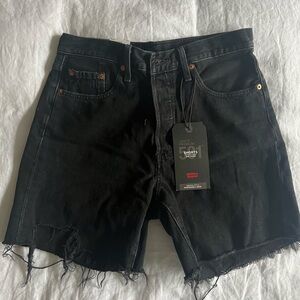 Levi’s high wasted black shorts
